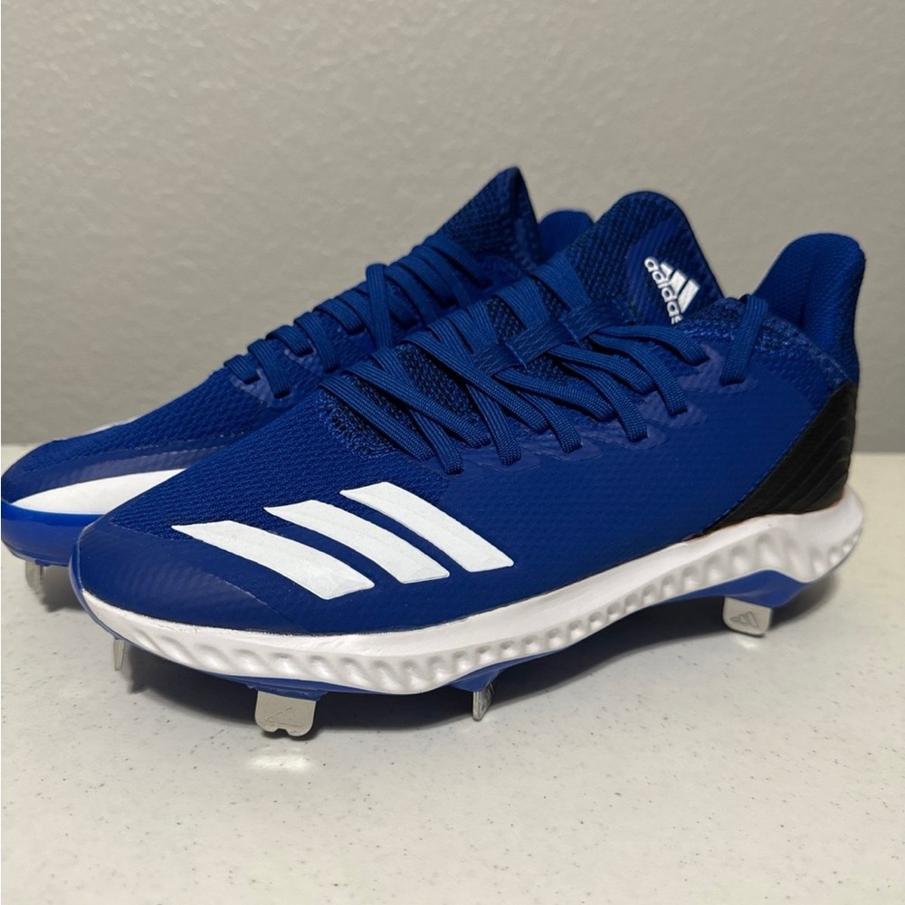 Adidas cleats men’s 6.5